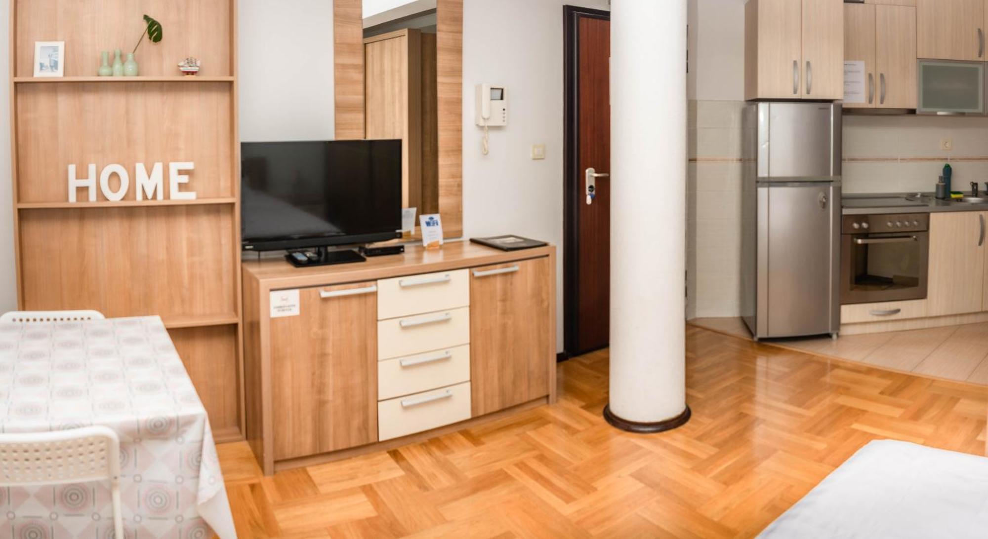 Bobo Apartment Budua Esterno foto
