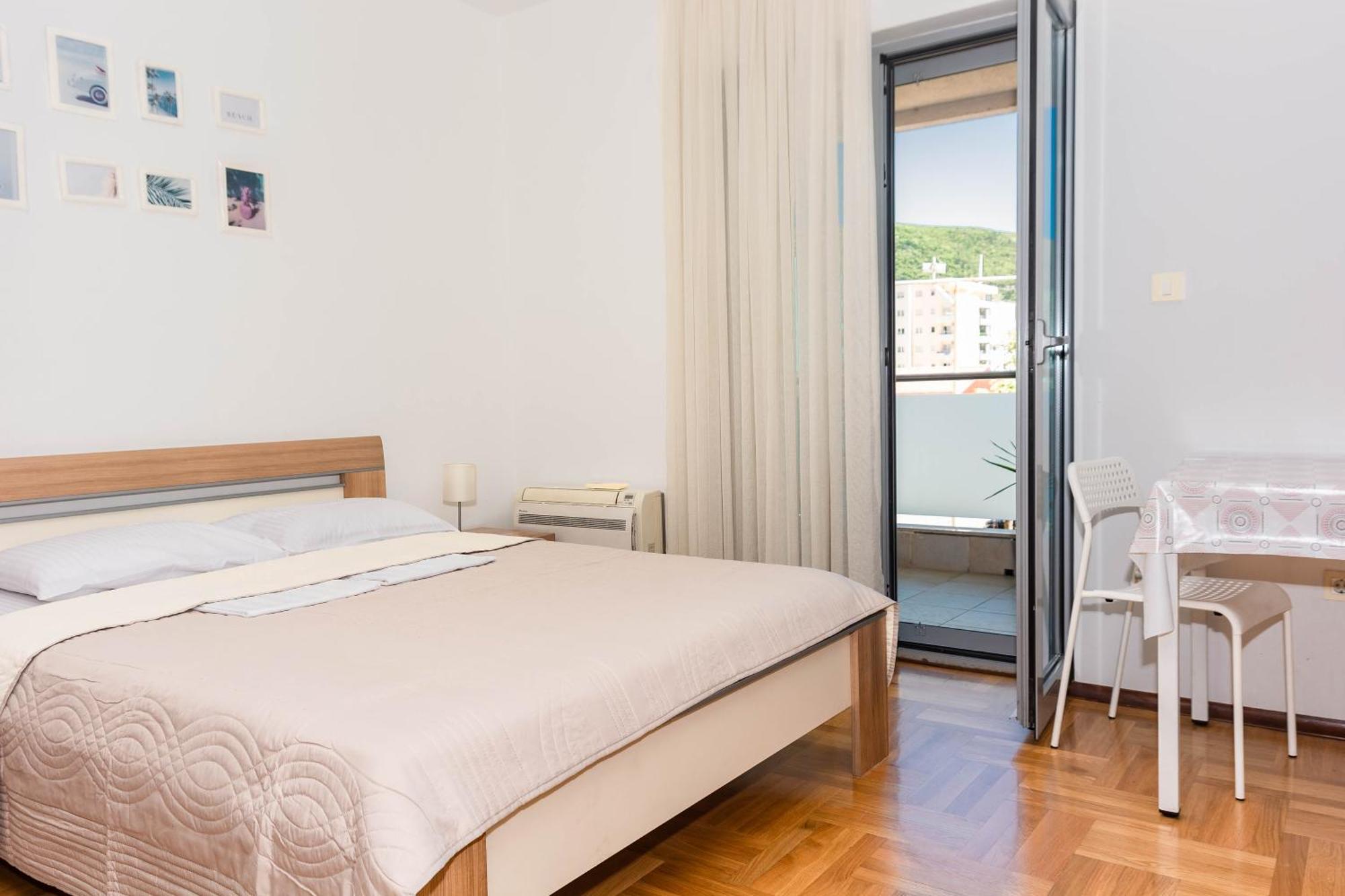 Bobo Apartment Budua Esterno foto